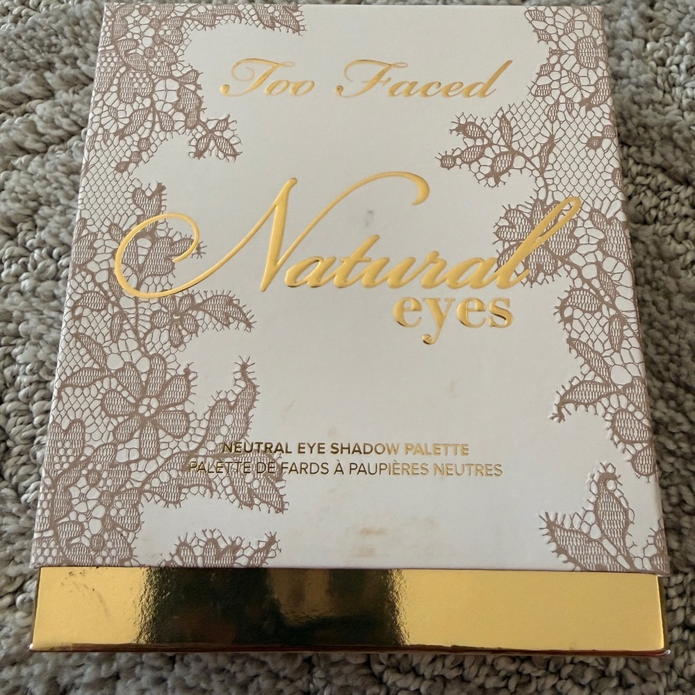 Too Faced Natural Eyes Shadow Palette with Gold and Cream